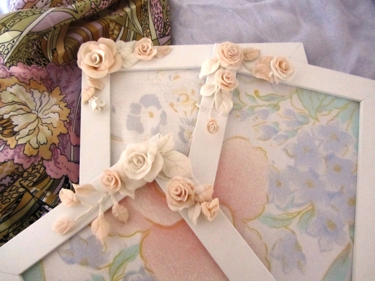 Первые поделки. Рамочки на 8 марта!