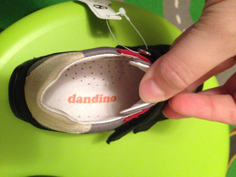 Обувь Dandino в Фамилии