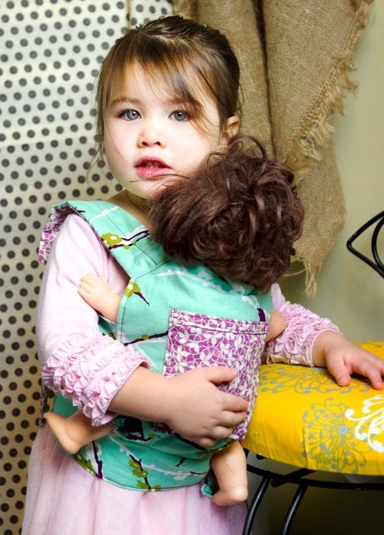 Маленькие "слинго-родители"