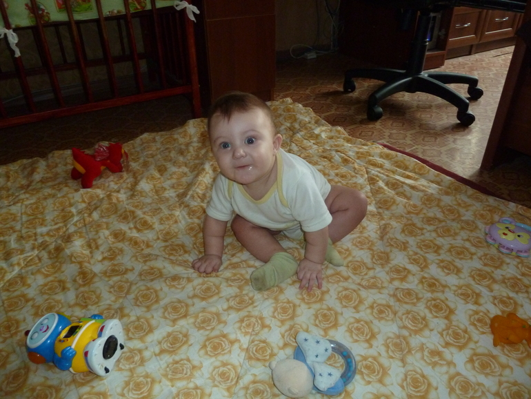 Глебка сел!