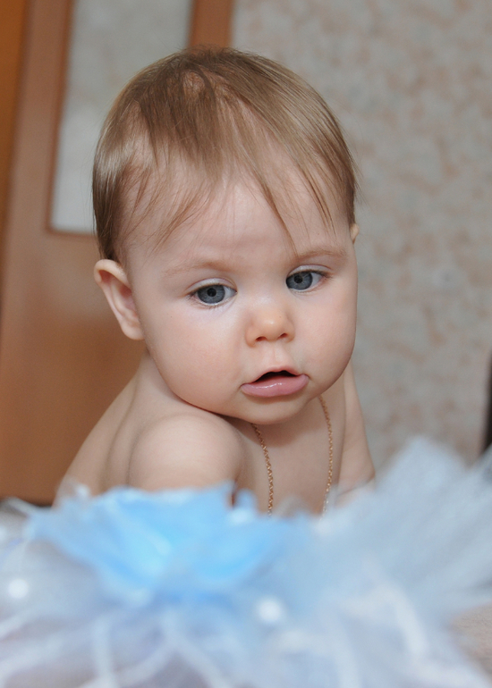 Делюсь фотографиями со съемки Годовасия чудесной малышки.