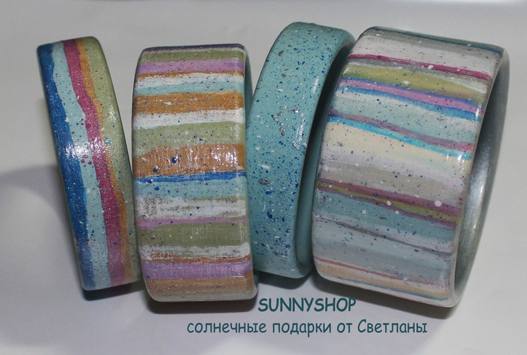 Расписала деревянные браслеты