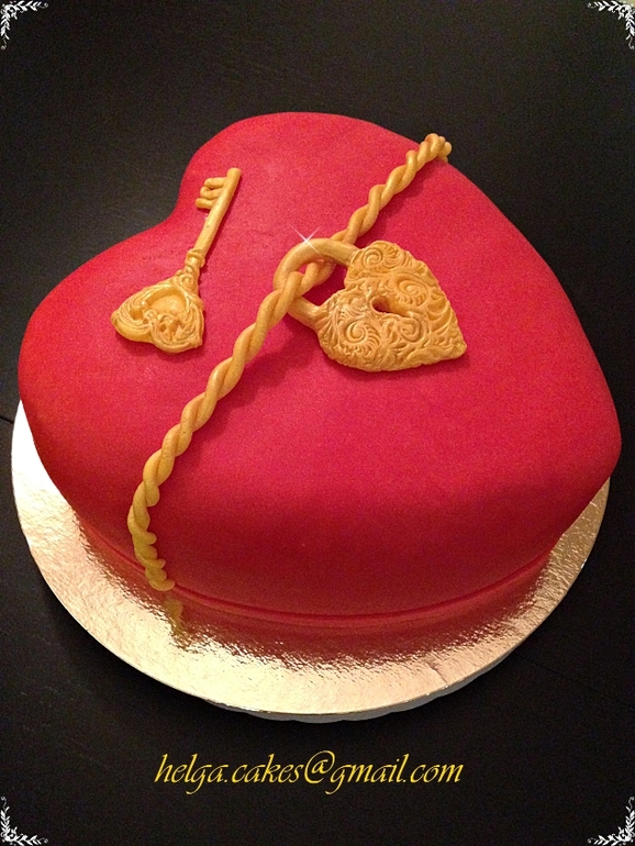 На год свадьбы!