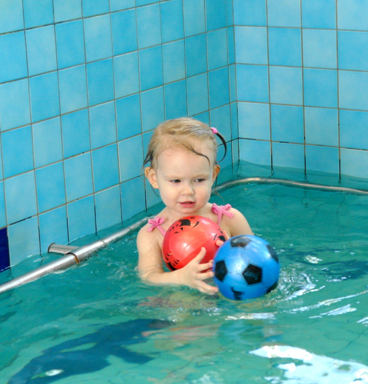 Бассейн-как раннее развитие.