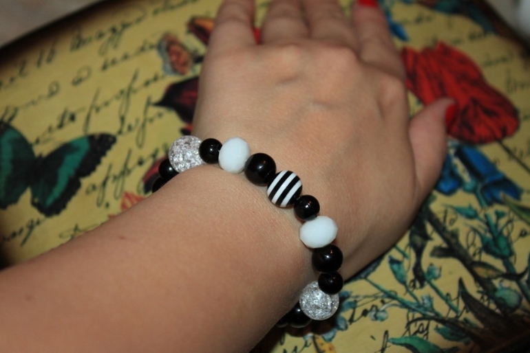 Мои первые браслетики!