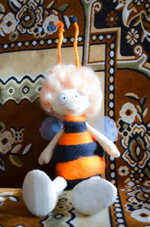 пчелка Майя)