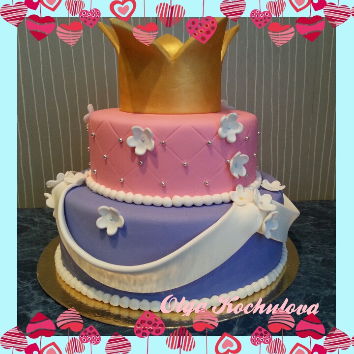 торт с короной