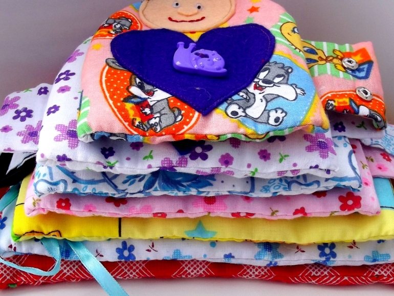 Матрешки-застежки для любопытных ручек)