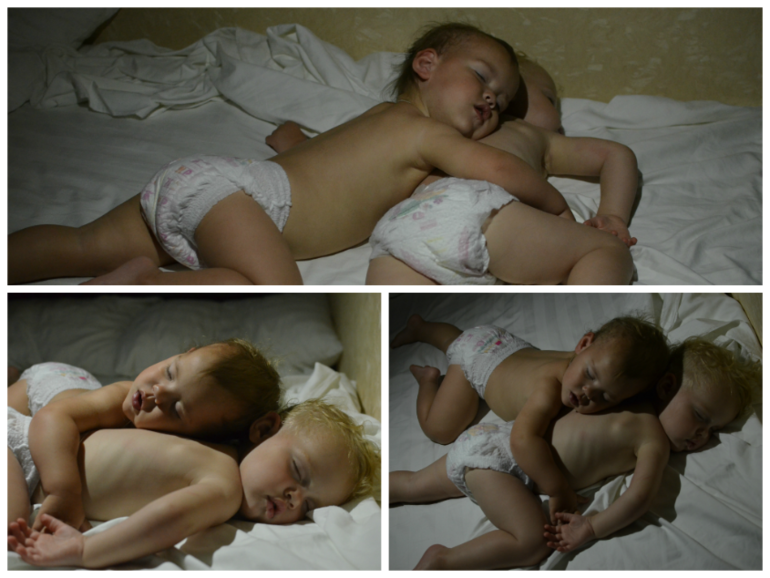 от улыбки хмурый день светлей:)