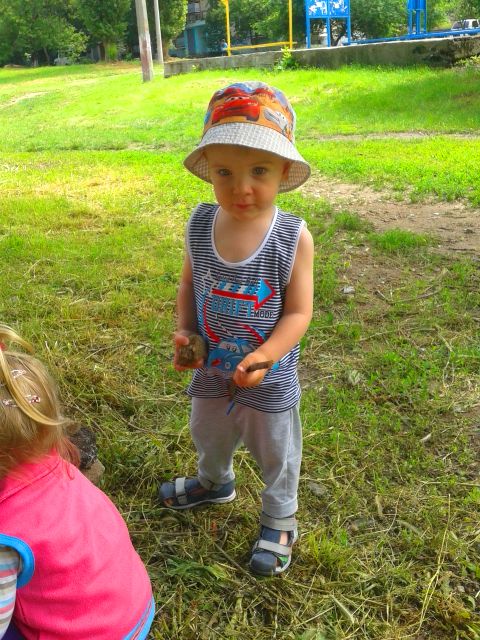 Первые палочки,чупа-чупс,капризы,походы на горшок,выздоравливаем:)