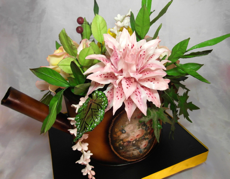 Винтажная лейка.