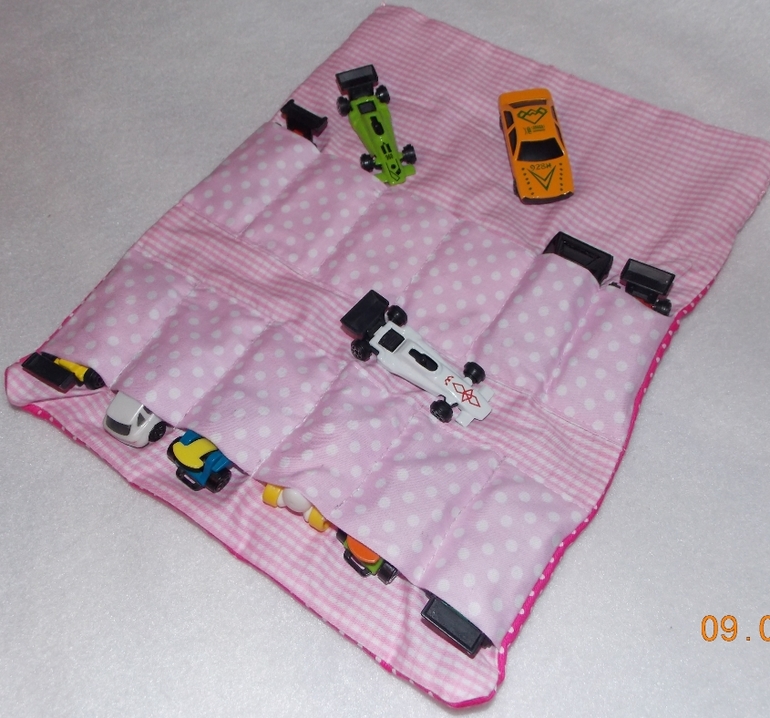 Органайзер для машинок