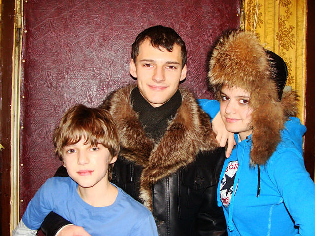 Друг может быть ближе чем брат... а брат это больше чем друг...))