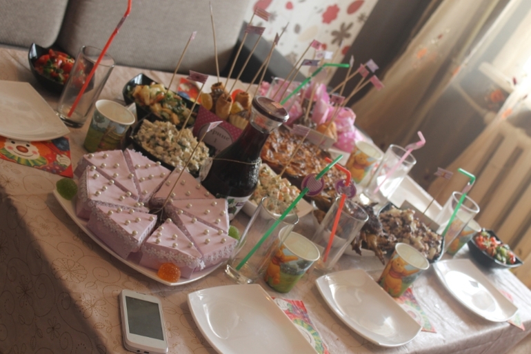 ГОДОВАСИЕ)))