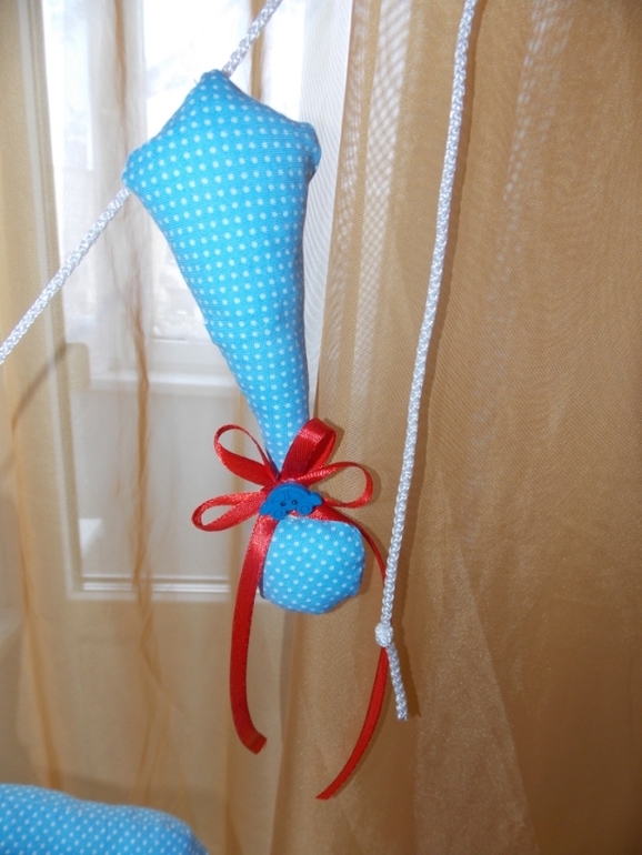 Гирлянда из мягких букв))))