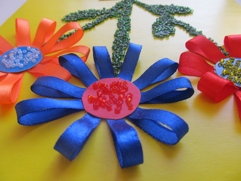 Бабушкам открытки.