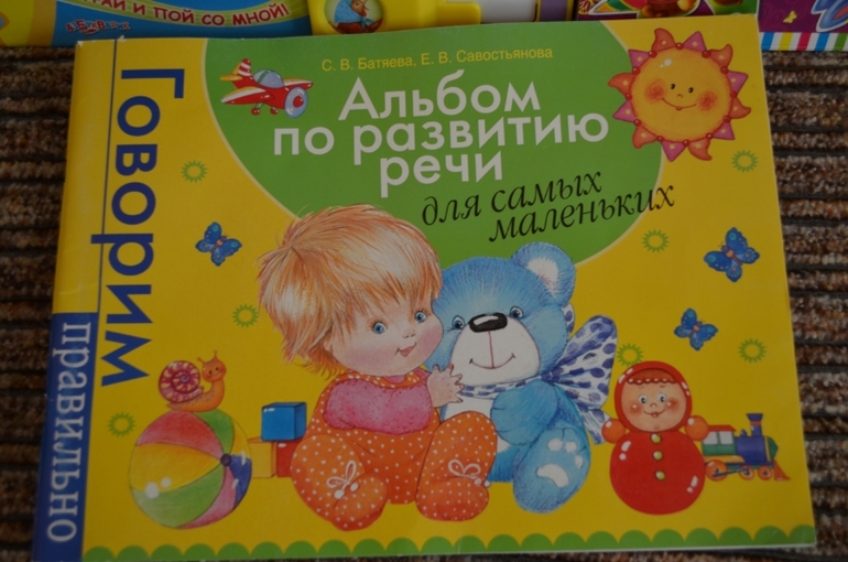 КнИИИИги....