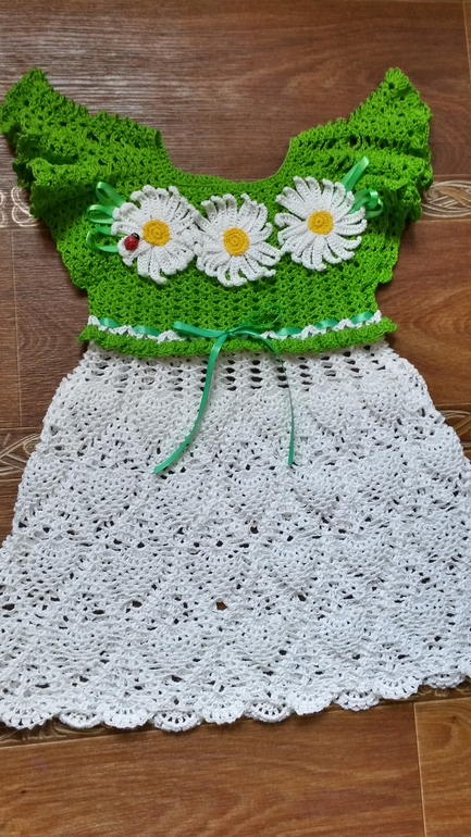 Ромашковое платье для доченьки.