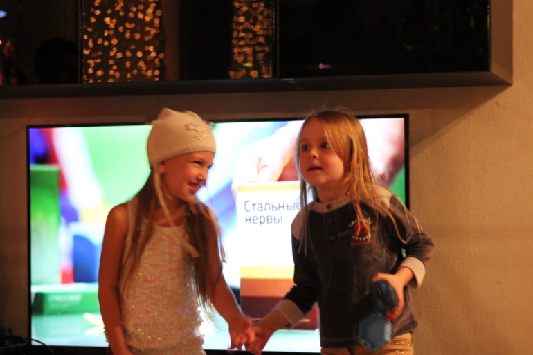 Новый год с друзьями!)