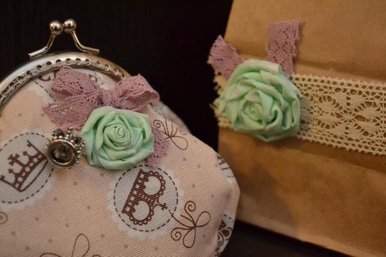 В подарок подруге.