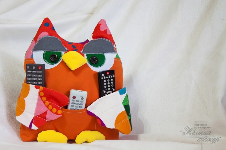 Подушка с карманами для мелочей