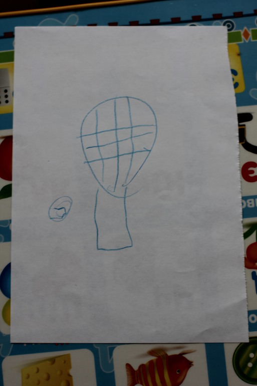 Андрей рисует