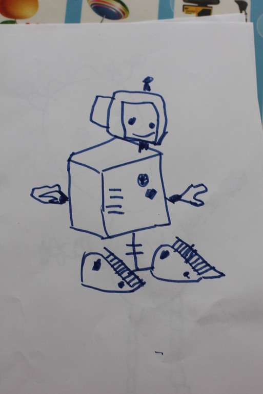 Андрей рисует