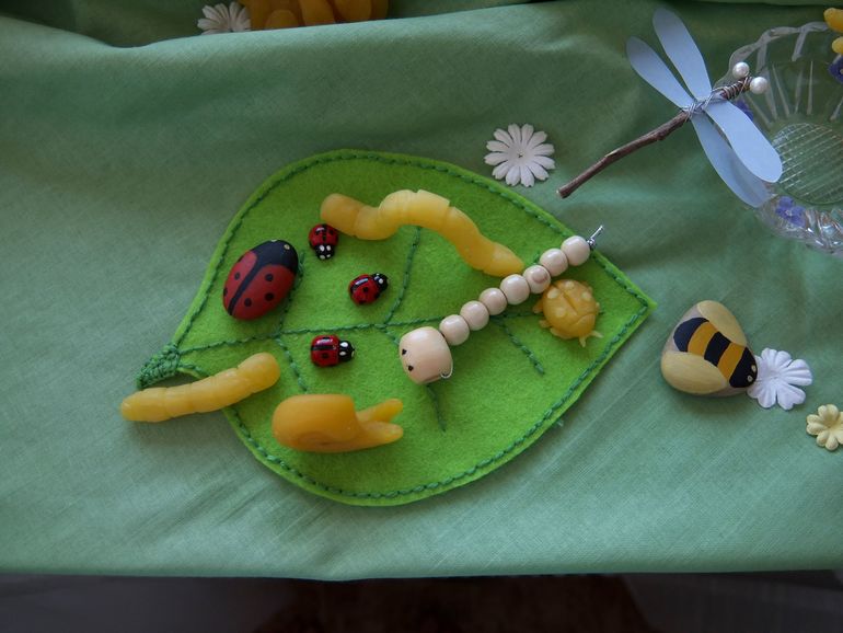 Столик времен года. Конец мая.