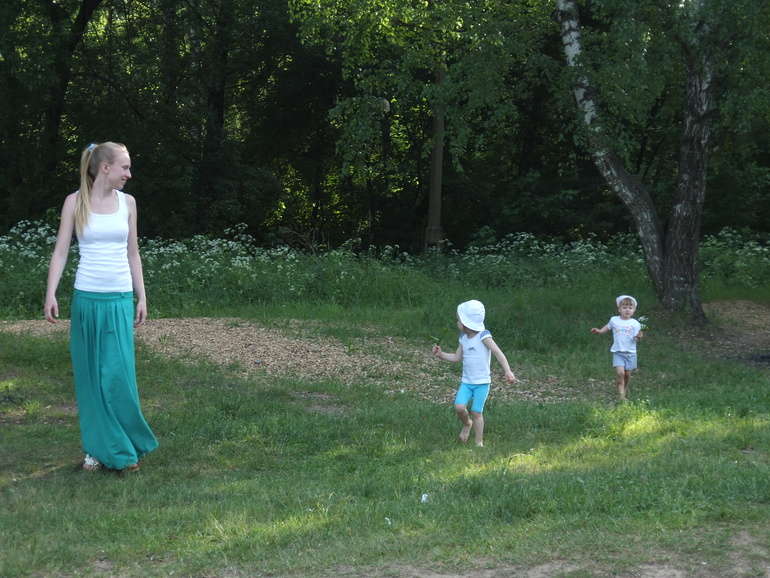 Рисование молотком и цветами