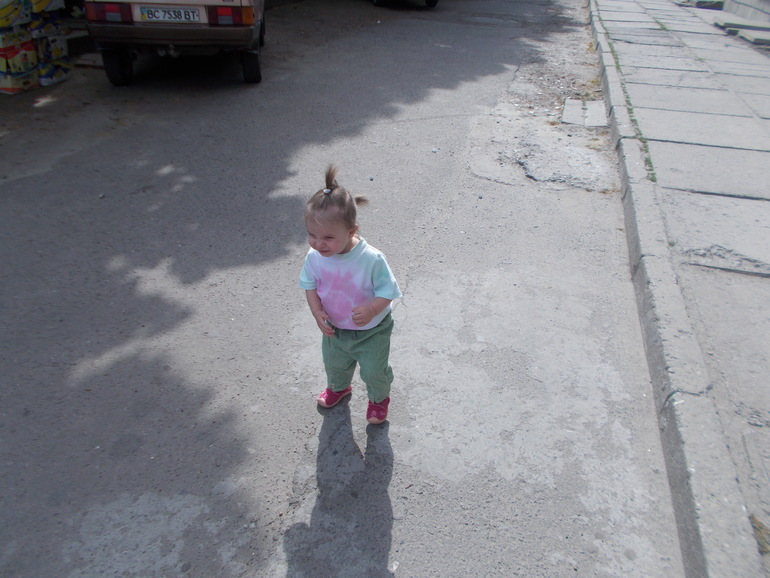 Наша хитрая лисичка)))