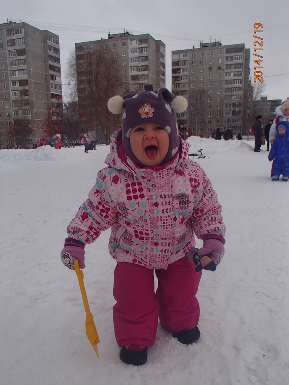 Немного снежной Кати!