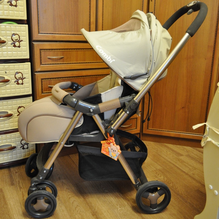 combi urban walker 8500 плюс фирменный дождевик