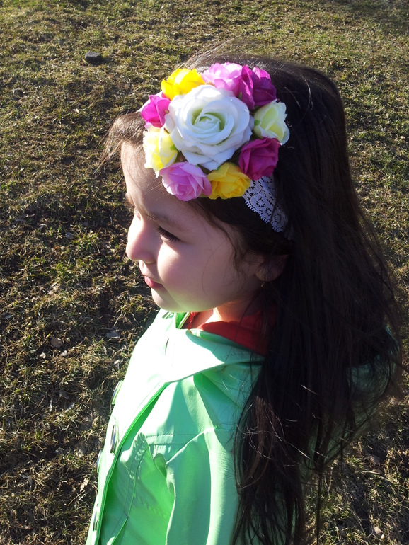 Повязочки с цветами.