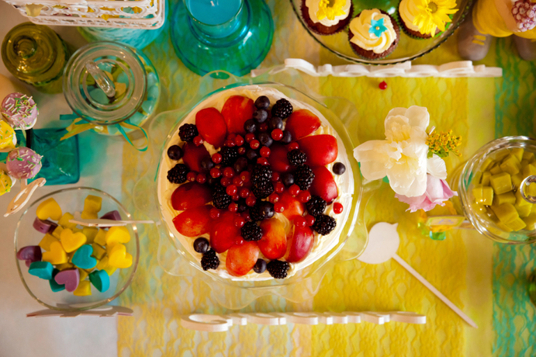 Сладкий стол на годовасие...