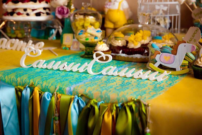 Сладкий стол на годовасие...