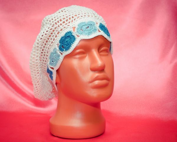 Беретик "Анюткины глазки"