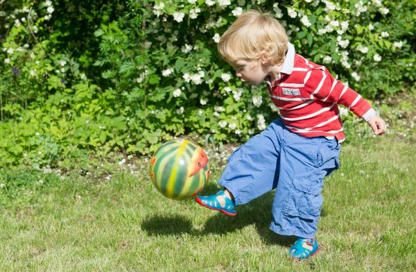 Комплекс упражнений с мячом для детей 6 лет