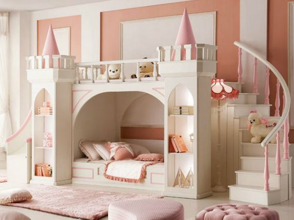 Мой маленький мир: оригинальное оформление кровати