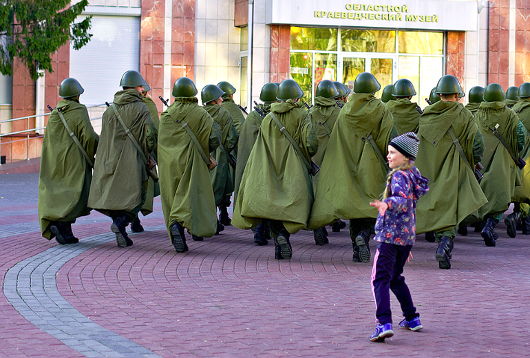 Сегодня у вечного огня...