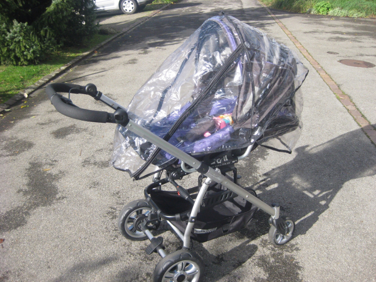 Срочно Продам  коляску в отличном состоянии за 12500руб