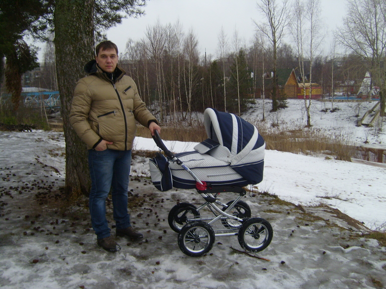 Отличная первая прогулка с папой