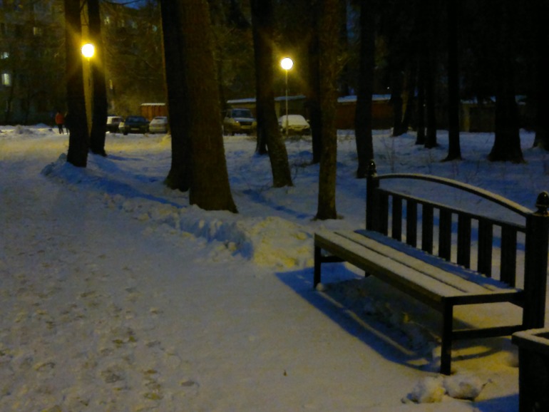 05,03 В САРОВ ВНОВЬ ПРИШЛА ЗИМА...