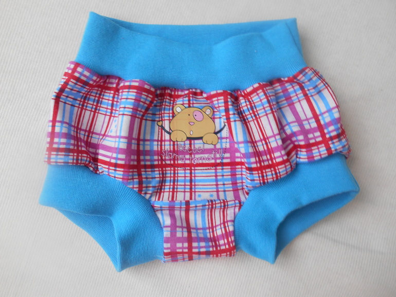 Яркие трусишки для моей малышки.