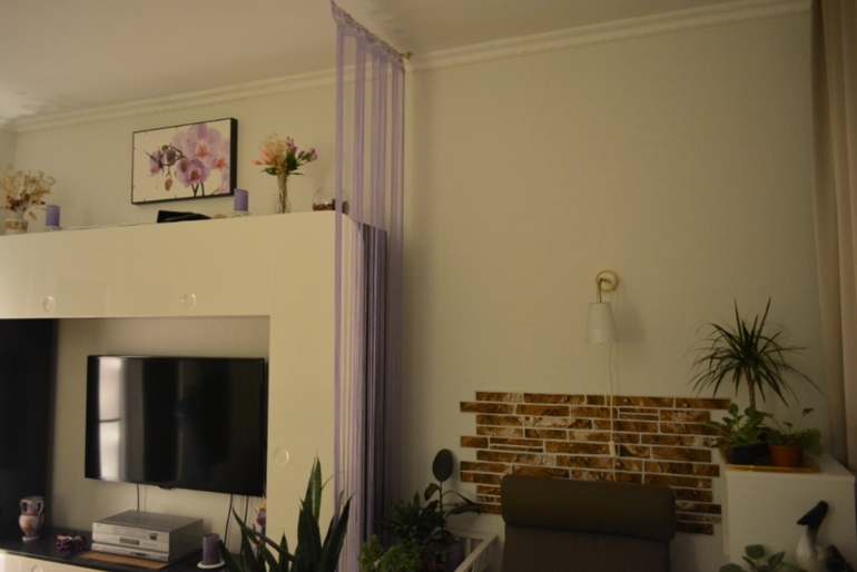 Решила показать свою комнату))