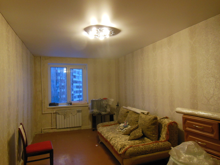 Cветлые обои.