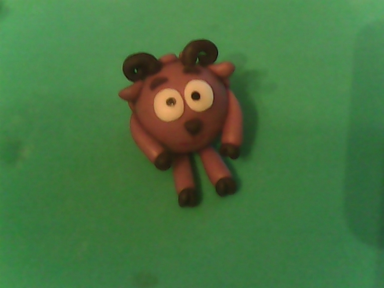 Смешарики на снежной полянке )))