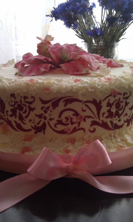 Тортик на рождение племянницы мужа. : ) Как вам девчата?