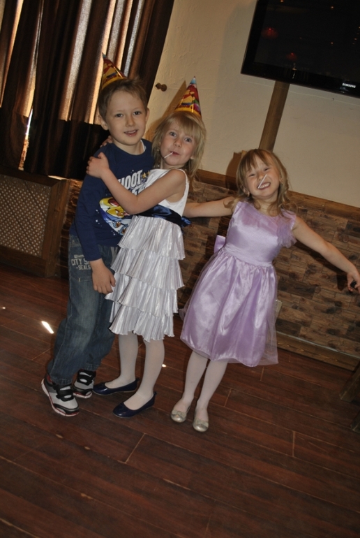 Наш годик!!!!