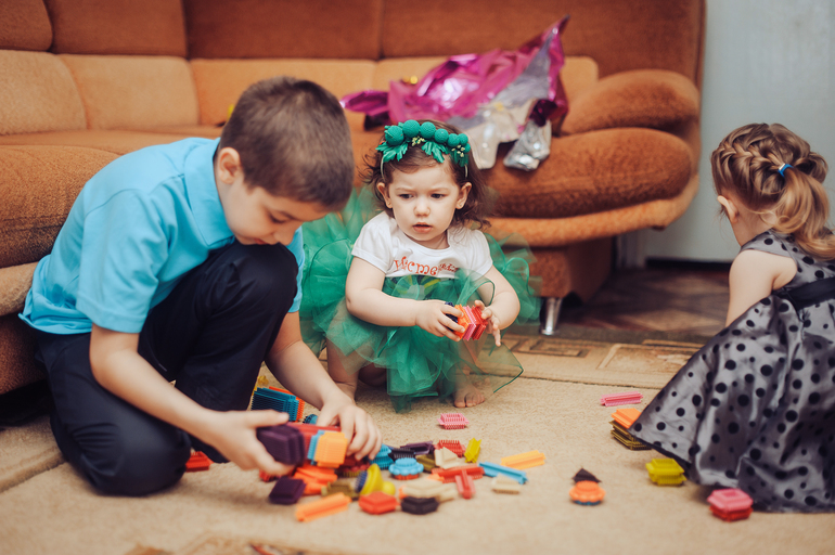 Еще фото с праздника "Очень голодной гусеницы"