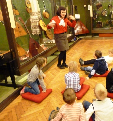 Музей музыкальных инструментов им. Глинки. Отчет и группа №2